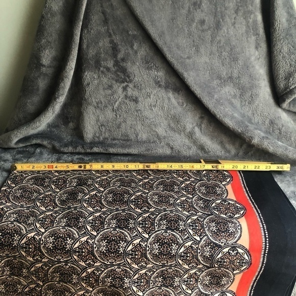 𝅺LORD & Taylor Printed pencil skirt abstract‎ design size 10 petite #s1114 - Picture 10 of 10